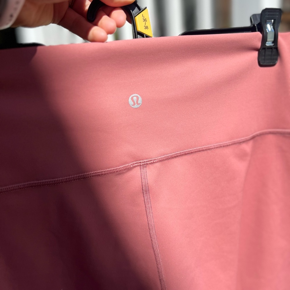 Lululemon Pink Leggings